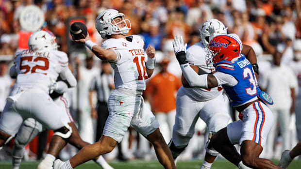 Texas Longhorns quarterback Arch Manning