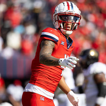 Oct 19, 2024; Tucson, Arizona, USA; Arizona Wildcats wide receiver Tetairoa McMillan (4) against the Colorado Buffalos at Arizona Stadium. 