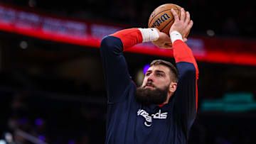 Se dice que los Lakers llegarán a un acuerdo con los Wizards por Jonas Valanciunas