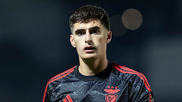 AVS v Sport Lisboa e Benfica - Liga Portugal Betclic