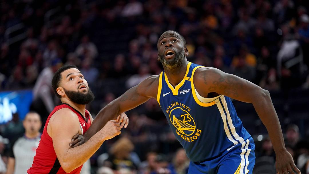 Apr 6, 2025; San Francisco, California, USA; Golden State Warriors forward Draymond Green (23) battles for position with Houston Rockets guard Fred VanVleet (5) in the third quarter at the Chase Center. Mandatory Credit: Cary Edmondson-Imagn Images