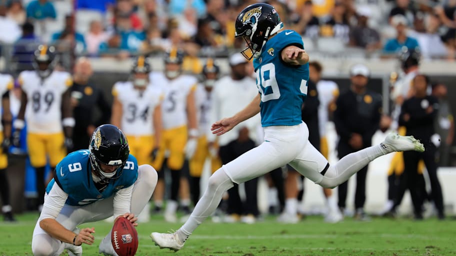 Cam Little successfully made a phenomenal 70-yard field goal in the Jaguars' preseason game Saturday. | Corey Perrine/Florida Times-Union / USA TODAY NETWORK via Imagn Images