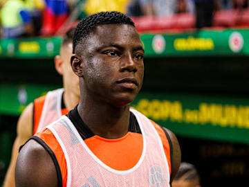 Marino Hinestroza em Brasil x Colômbia pelas Eliminatórias