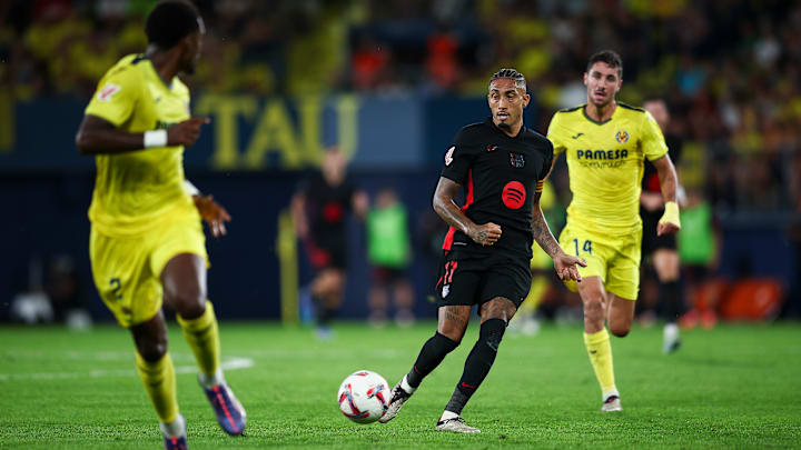 Villarreal CF v FC Barcelona - La Liga EA Sports Villarreal CF v FC Barcelona - La Liga EA Sports