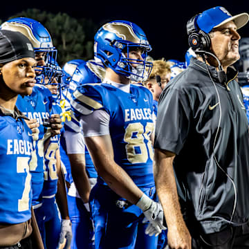 Carson Palmer and his Santa Margarita football team knocked off previously undefeated Sierra Canyon in the CIF Southern Section Division 1 quarterfinals.