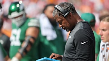 New York Jets head coach Aaron Glenn