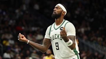 Los Angeles Lakers v Milwaukee Bucks