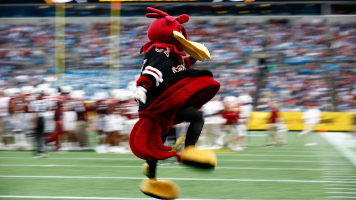 Duke's Mayo Bowl - North Carolina v South Carolina