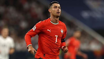 Cristiano Ronaldo courtisé par une équipe disputant la Coupe du Monde des clubs. 