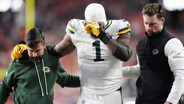Packers star Micah Parsons has a clean tear of his ACL.