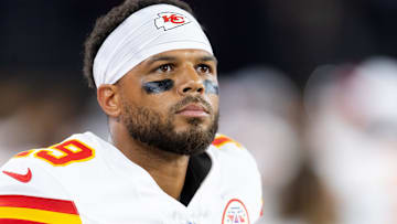 Aug 9, 2025; Glendale, Arizona, USA; Kansas City Chiefs quarterback Chris Oladokun (19) against the Arizona Cardinals during a preseason NFL game at State Farm Stadium.