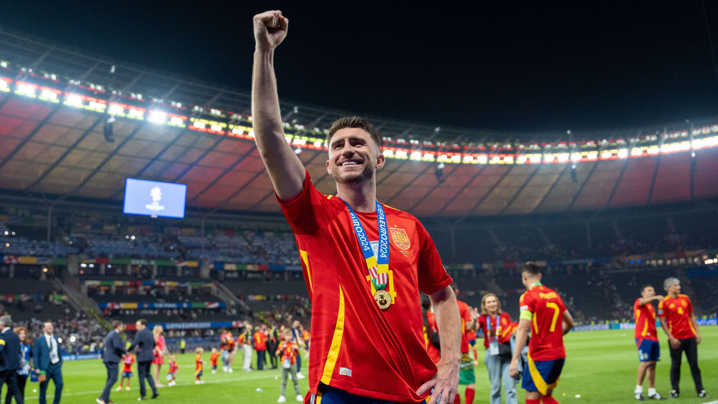 Carlo Ancelotti ‘offers inexperienced gentle’ for Actual Madrid’s sophisticated pursuit of Spain defender