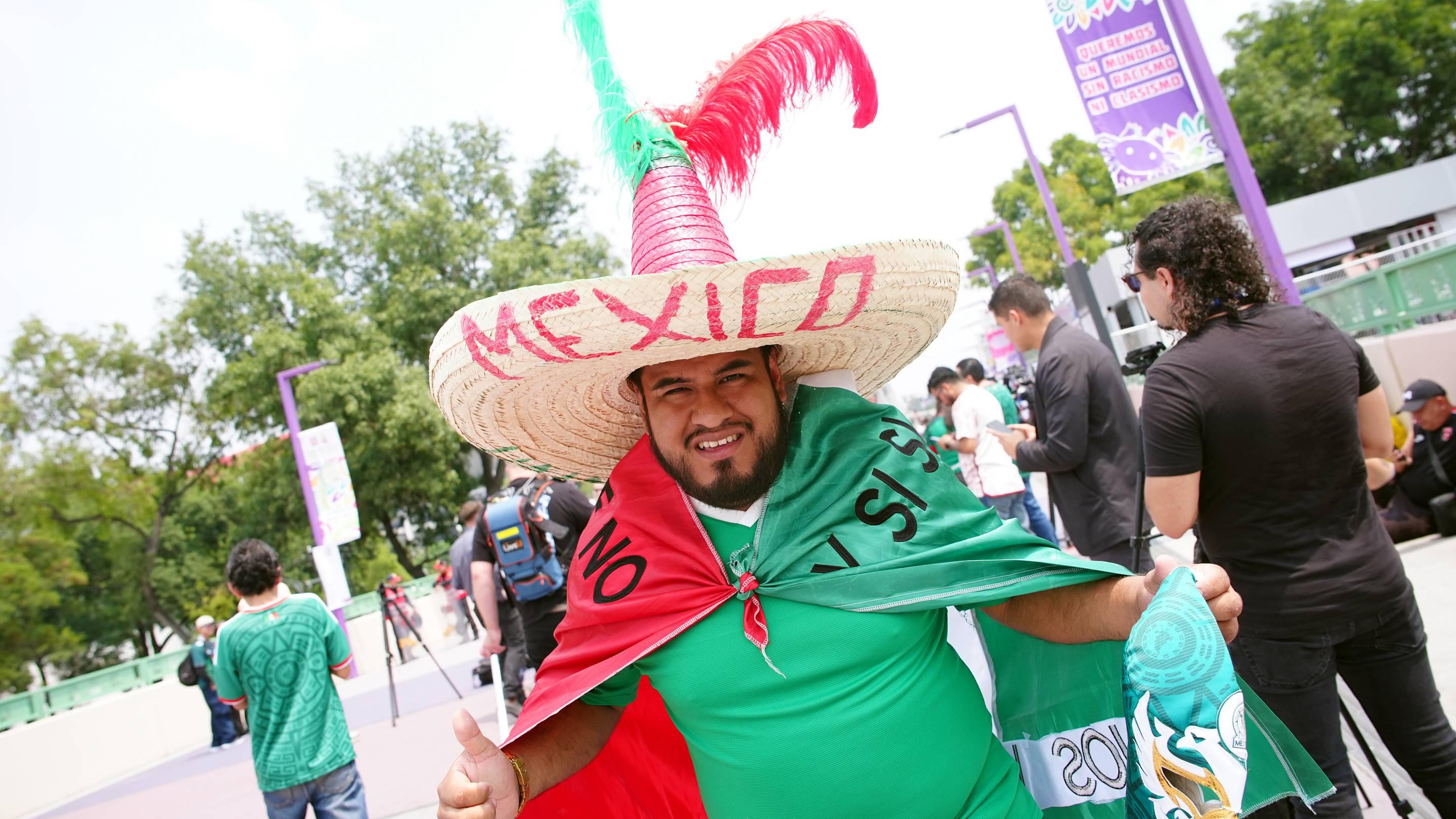 Mexico vs. England start time: Weather delay updates from World Cup clash