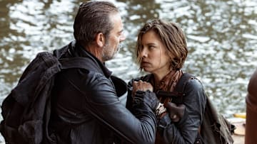 Lauren Cohan as Maggie Rhee, Jeffrey Dean Morgan as Negan - The Walking Dead: Dead City _ Season 1, Episode 6 - Photo Credit: Peter Kramer/AMC