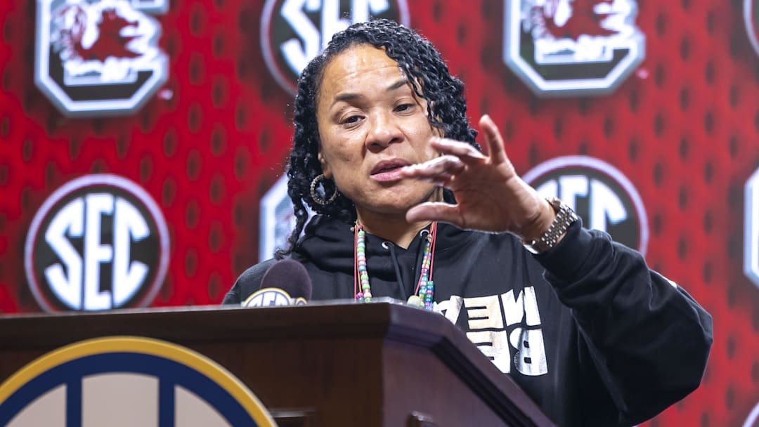 Oct 14, 2025; Birmingham, AL, USA; South Carolina Gamecocks head coach Dawn Staley talks with the media during SEC Media Days at Grand Bohemian Hotel. Mandatory Credit: Vasha Hunt-Imagn Images Oct 14, 2025; Birmingham, AL, USA; South Carolina Gamecocks head coach Dawn Staley talks with the media during SEC Media Days at Grand Bohemian Hotel. Mandatory Credit: Vasha Hunt-Imagn Images