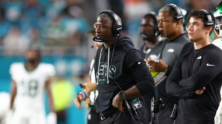 NY Jets head coach Aaron Glenn