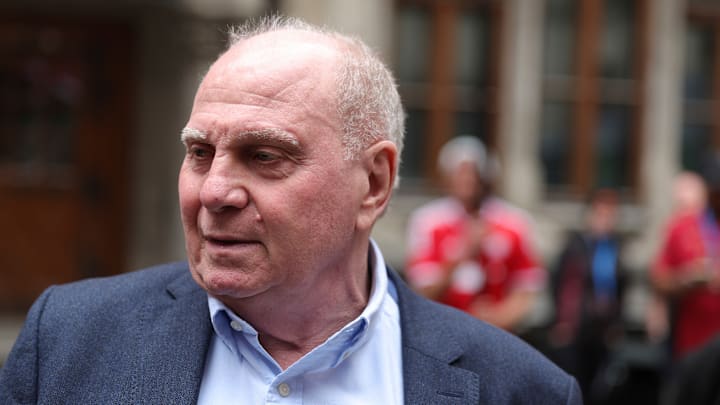 Uli Hoeneß hat die Zahlen zum Jackson-Transfer des FC Bayern ausgeplaudert Uli Hoeneß hat die Zahlen zum Jackson-Transfer des FC Bayern ausgeplaudert