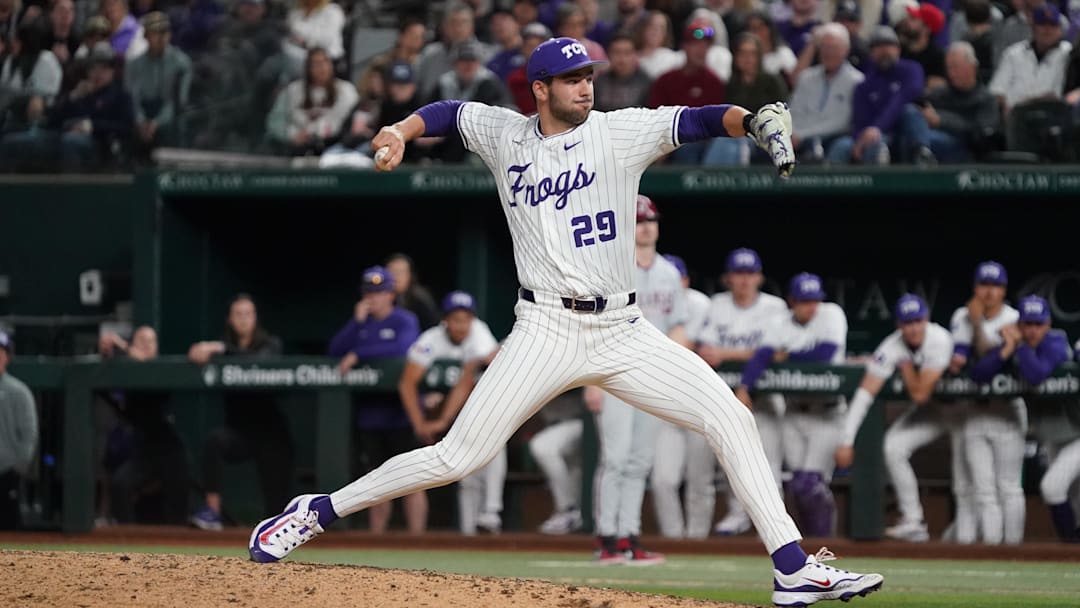 Feb 22, 2025; Arlington, TX, USA; The Arkansas Razorbacks play the TCU Horned Frogs during the Amegy Bank College Baseball Series presented by Kubota Weekend 2 at Globe Life Field. Mandatory Credit: Raymond Carlin III-Imagn Images