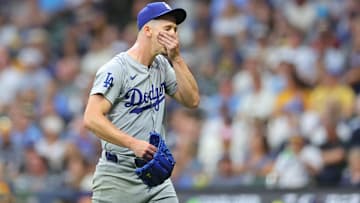 Los Angeles Dodgers v Milwaukee Brewers