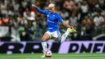 Cruzeiro x Coritiba duelam pelo Brasileirão Série A 2026 