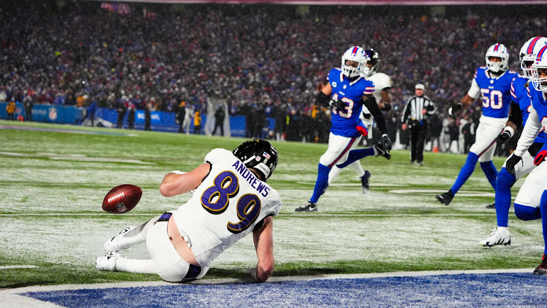 Baltimore Ravens tight end Mark Andrews drops a pass on a two-point conversion late in the fourth quarter against the Buffalo Bills in a 2025 AFC divisional round game at Highmark Stadium. 
