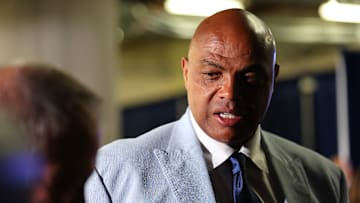 Charles Barkley no cree que a los Lakers les funcione haber cambiado a Anthony Davis por Luka Doncic
