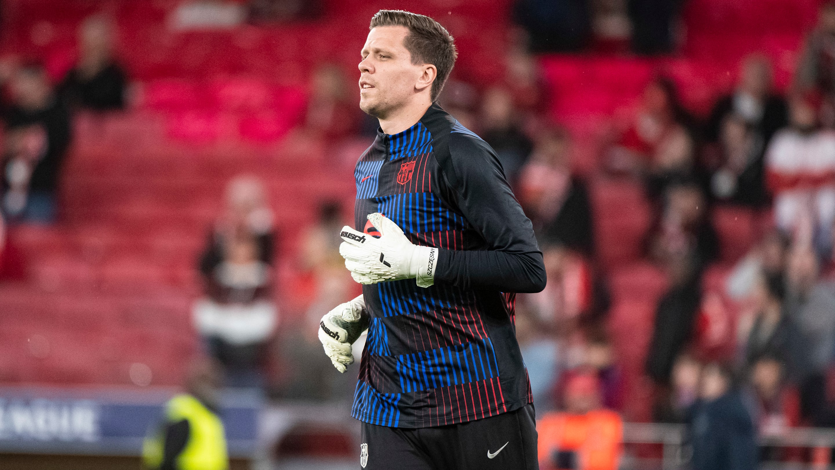 FC Barcelone : Les mots forts d'Hansi Flick sur Szczesny, fautif face à Benfica en Ligue des Champions