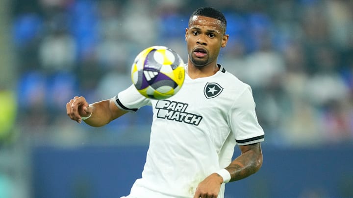 Júnior Santos está de volta ao Botafogo Júnior Santos está de volta ao Botafogo