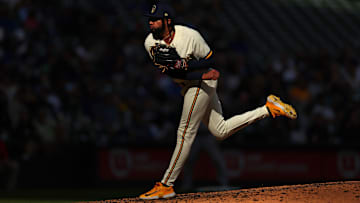 Miami Marlins v Milwaukee Brewers