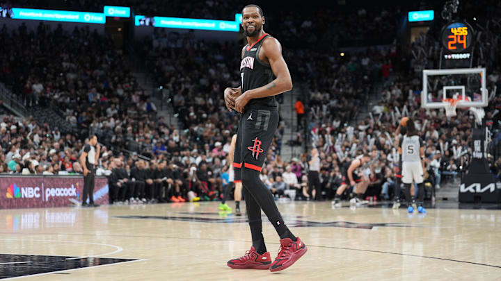 Mar 8, 2026; San Antonio, Texas, USA;  Houston Rockets forward Kevin Durant (7) looks over in the second half against the San Antonio Spurs at Frost Bank Center. Mandatory Credit: Daniel Dunn-Imagn Images