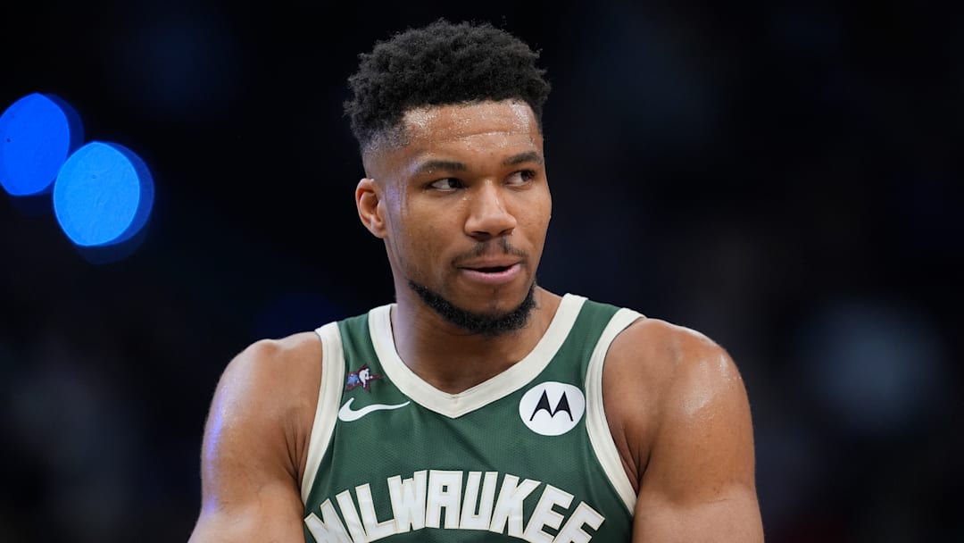 Oklahoma City Thunder v Milwaukee Bucks