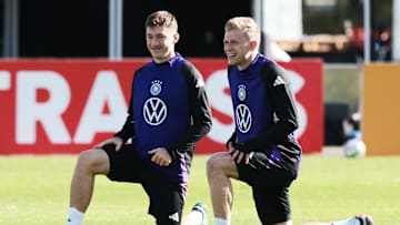 Haben gut lachen: Angelo Stiller und Neuling Jonathan Burkhardt
