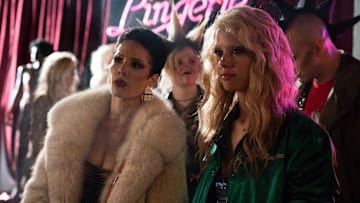 (L-R) Halsey, Mia Goth in MaXXXine