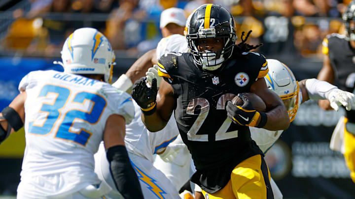 Los Angeles Chargers v Pittsburgh Steelers