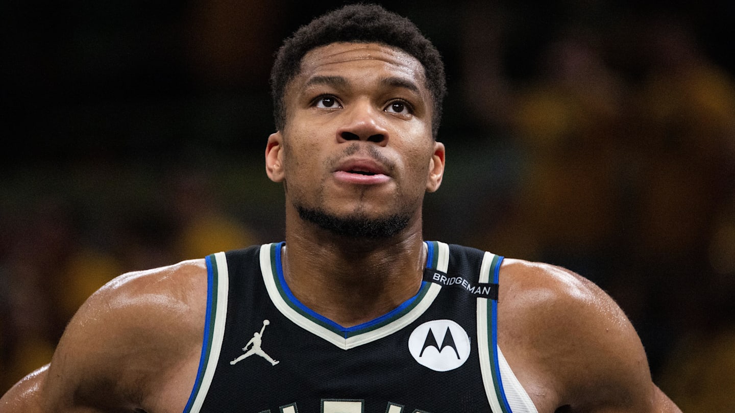 Bucks' Giannis Antetokounmpo May Not Be Available For Trade