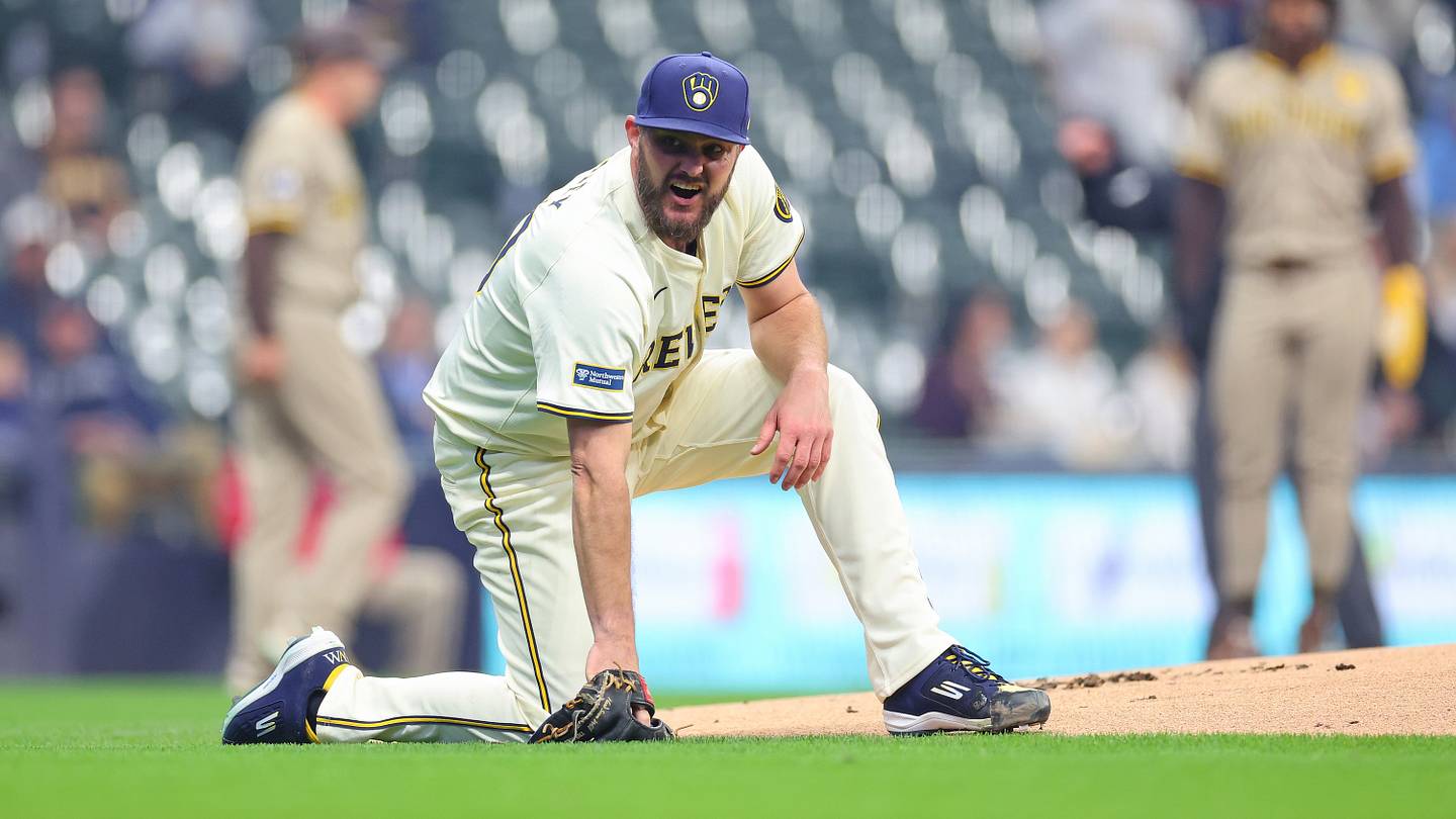 Veteran Brewers starter falls victim to elbow surgery epidemic - Vimarsana News