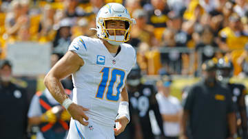 Los Angeles Chargers v Pittsburgh Steelers