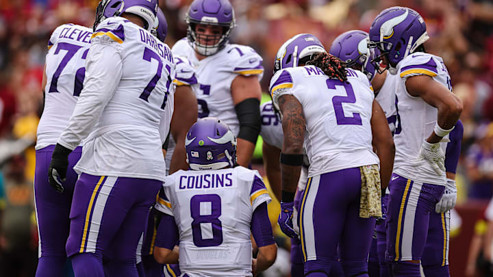 Minnesota Vikings huddle