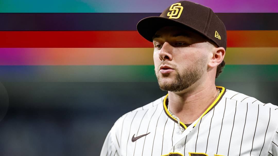 May 26, 2026; San Diego, California, USA; San Diego Padres center fielder Jackson Merrill (3) runs off the field during the fourth inning at Petco Park. Mandatory Credit: David Frerker-Imagn Images May 26, 2026; San Diego, California, USA; San Diego Padres center fielder Jackson Merrill (3) runs off the field during the fourth inning at Petco Park. Mandatory Credit: David Frerker-Imagn Images