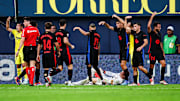 Marc-André ter Stegen am Boden
