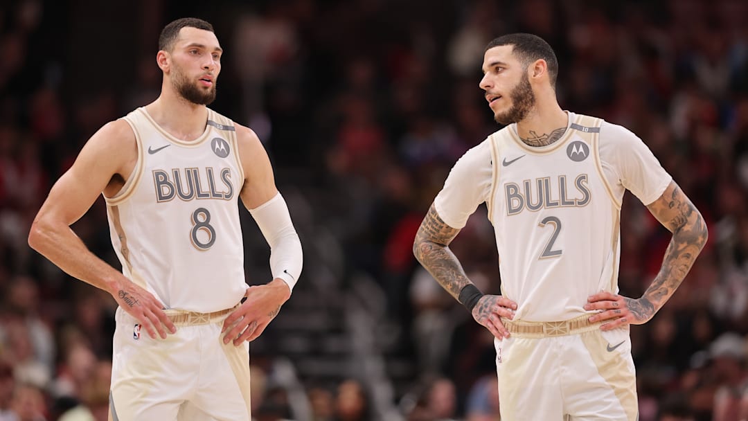 Milwaukee Bucks v Chicago Bulls