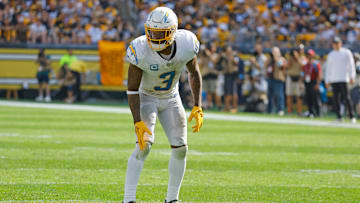 Los Angeles Chargers v Pittsburgh Steelers