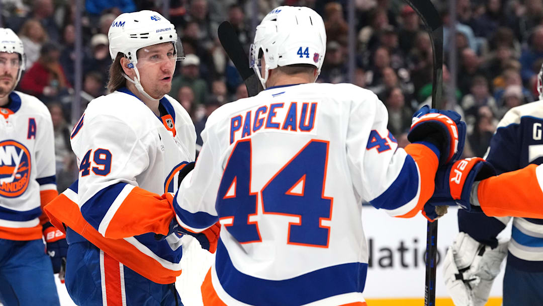 New York Islanders v Columbus Blue Jackets