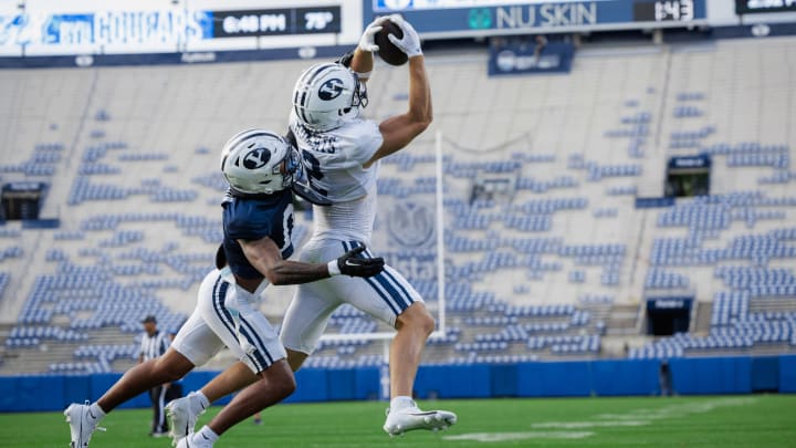 Chase Roberts catches a touchdown during Saturday's scrimmage