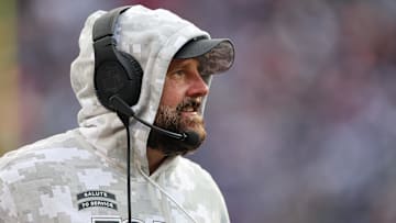 Nov 24, 2024; East Rutherford, New Jersey, USA; New York Giants head coach Brian Daboll looks on during the second half against the Tampa Bay Buccaneers at MetLife Stadium. Mandatory Credit: Vincent Carchietta-Imagn Images