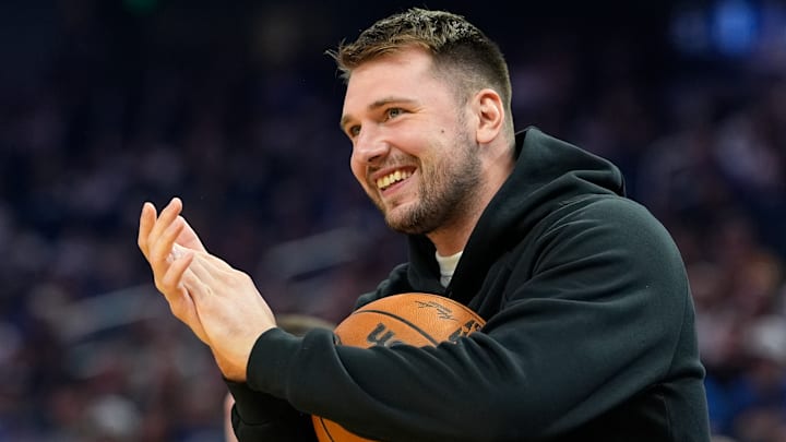 Los Angeles Lakers v Golden State Warriors