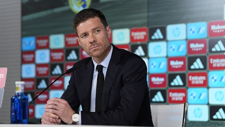Xabi Alonso, nouvel homme fort du Real Madrid. Xabi Alonso, nouvel homme fort du Real Madrid.