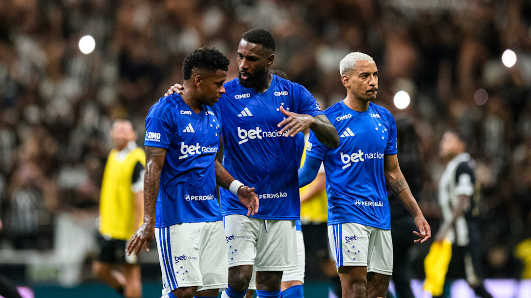 Gerson (c) é a grande contratação da Raposa para a temporada Gerson (c) é a grande contratação da Raposa para a temporada