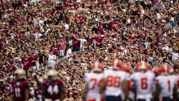 Syracuse football is among the teams standing out to 2026 5-star WR and top-5 overall player Calvin Russell, per an analyst.