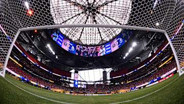 Partida ocorre na Mercedes-Benz Arena, em Atlanta